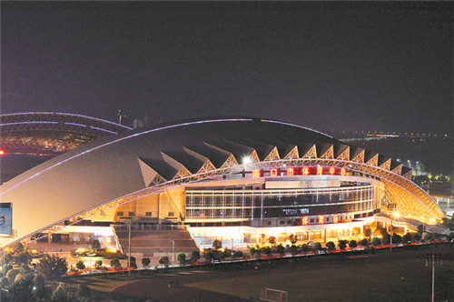 東新區夜色璀璨，如詩如畫